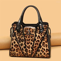 Sacs à bandouliers Fashion grande capacité Leopard Print Femmes Luxury Handbag Pu Sac sous bras simple Femelle Daily Design Kotes Shopping