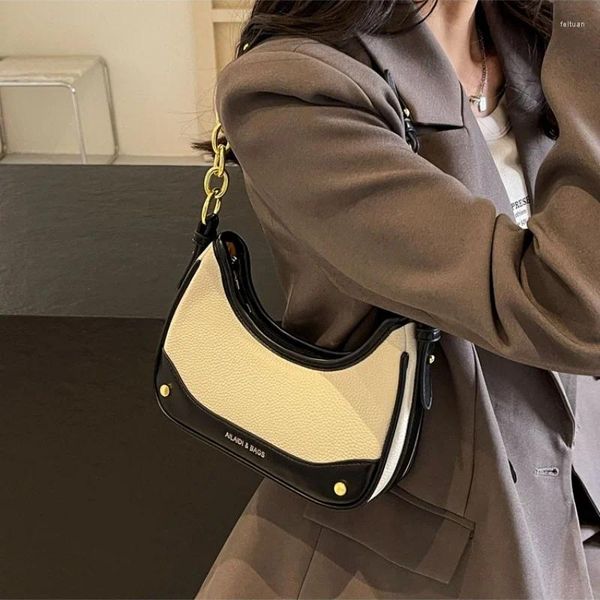 Sacs à bandouliers Fashion Femme Bag Saddle Vintage Korean Style Mini Crossbody Advanced Designer Sping Shopping