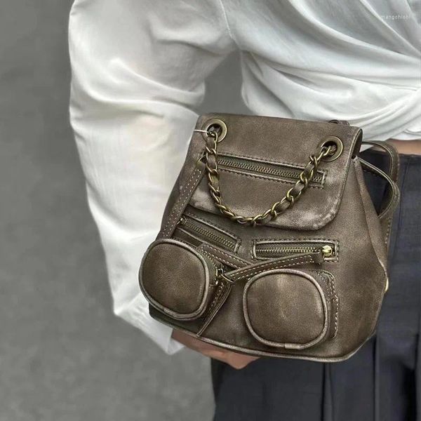 Sacs à bandouliers à la mode rétro personnalisée de style vintage Sac à dos féminin 2024 Chaîne polyvalente décontractée pour les femmes qui se déplacent