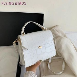 Sacs à bandoulières Patent d'oiseau volant blanc crossbody for women 2021 petit sac à main sac pu en cuir en cuir dames concepteur en soirée 291d