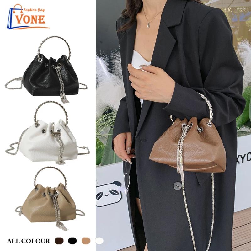 Shoulder Bags Iron Handle Handbag Women High-grade Textures Chain Single Crossbody Bag Fashion Tassel Pearl Mini Bucket