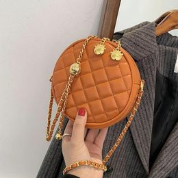 Sacs à bandoulins Lingge Chain Women's Bag Summer 2024 Fashion Net Red Messenger Foreign Style Small Round