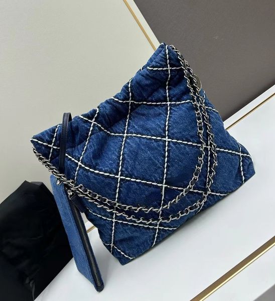 Sacs à bandouliers Luxury Luxury Brand Denim Sacs d'épaule Classic Jean Shopping Totes avec sacs à main à l'intérieur de la chaîne argentée Sac à bandoulière 2024 sacs à main décontractés Backpacks Ru