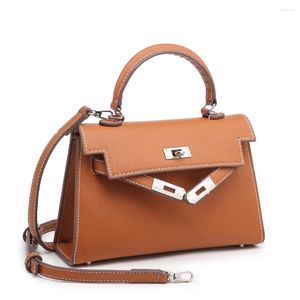 Sac à bandouliers Brand de marque de crocodile de luxe 2024 Fashion Flip's Flip Messenger's Handsbag Famous Letter Making