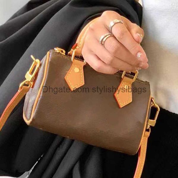 Sacs à bandoulière Designer de luxe Nono Cuir Top Qualité Bandoulière Mini Soft Cowhide Femmes Édition Limitée Sac à main Dumpling Bag Or