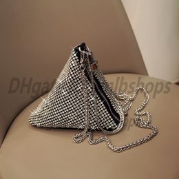 Sacs à bandoulière Luxurys designers Haute Qualité Mode femmes CrossBody Sacs à main portefeuilles dame Embrayage Diamant chaîne triangle Sac sac à main 2021 Totes Cross Body