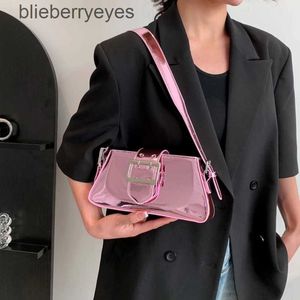 Sacs à bandouliers Nouvelles femmes de mode Madames Graceful Glossy Handbag Satchel Totes Underarm Sac Girls Unique Purse Party Dinker Clutchblieberryeyes