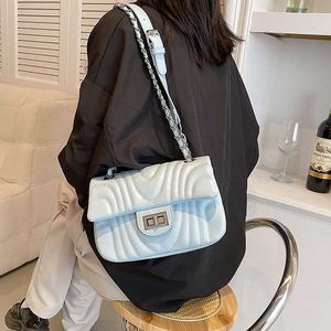 Sacs à bandoulière nouveau sable petit vent parfumé sac en fil brodé femmes Texture chaîne été serrure mode un