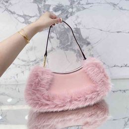 Bolsos de hombro Bolso de axila de felpa Baguette para mujer Bolso de axila de piel de diseñador Bolso de mano con patrón de letras clásico Bolsos para mujer 22090 240316