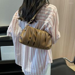 Bolsos de hombro Bolsa de galletas de Corea del Sur para mujer 2023 Moda de moda Nicho para axilas Versátil Sillín de mensajero Ins
