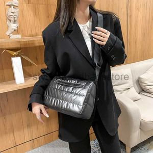 Sac à bandouliers Sac pour femmes rembourrées pour l'hiver 2021 Nouveau créateur en nylon Coton Croix Crossbody Black Rabolet HandbagstylishHandstore