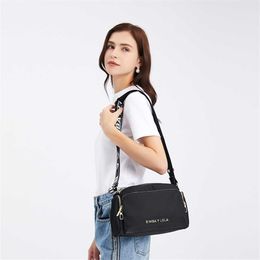 Bolsos de hombro Bolso de un solo hombro clásico español Moda simple Tendencia de la calle Versátil Mensajero para mujer Bolsos de diseñador Tote 240311