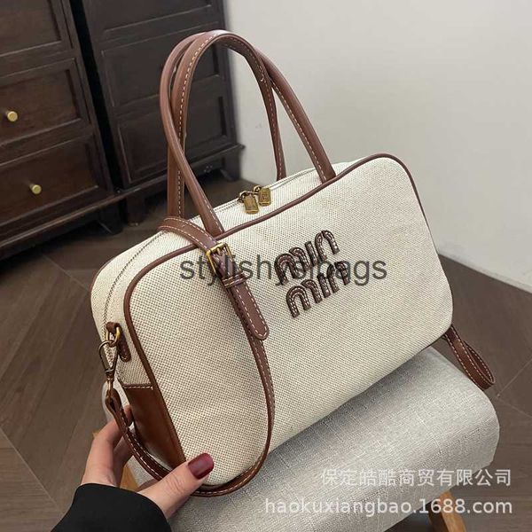 Bolsos de hombro Cosas sacas de este año para mujeres en 2024 NUEVO lienzo Hombro Corea de alta gama y versátil Bolsa de almohada de cuerpo cruzado H240410