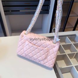 Borse a tracolla Totes 2023 Popolare Fasion andbag Borsa di design in materiale di lusso Borsa in metallo con ricamo diamante rosa Borsa in tessuto Portafoglistylishyslbags