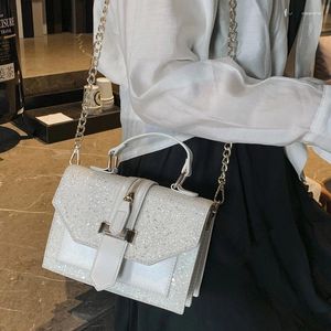 Bolsas de hombro tendencia a las tareas de mujeres Matte lindos pequeños hornes mini bolsos de bolsos Messenero para mujeres