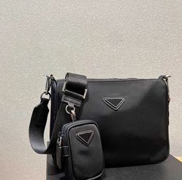 Sacs à bandoulière Triangle noir sac porte-documents femmes sacs à bandoulière design sacs en nylon de mode large sangle portefeuille sacs à main de luxe messager