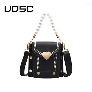 Sacs à bandouliers Uosc Rivet Crossbody Bag 2024 Fashion Wide Belt Messenger Texture Femelle Mobile Phone Mobile