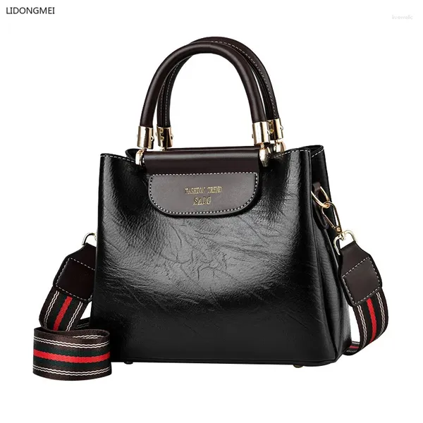 Sacs à bandouliers Western Small Sac Handbags 2024 TRENDY Fashion Mesdames Messenger Designer Messenger Top