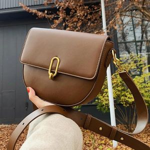 Sacs à bandouliers Hiver Black Paper Clip Lock Retro Small Crossbody Band Bag Foot's 2024 Fashion All-Match Simple Tote