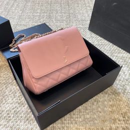 Sacs à bandouliers Femme Sac fourre-tout pour femme sac à main pour les femmes CC Sacs parfum Sac de messager de grande capacité en cuir Vérification de la main