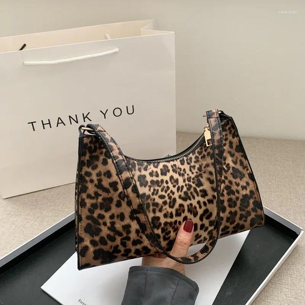 Sacs à bandouliers Femmes Luxury Handbag Fashion Zebra Imprimé PU Cuir simple Underarm Femelle Daily Design Baguette Totes Purse Pouche