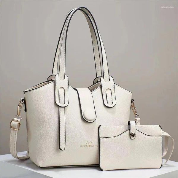 Sacs à bandoulière mode femme grande capacité sac à main 2024 hiver deux pièces ensemble vente bandoulière polyvalent Simple sac pour les femmes