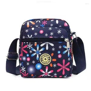 Schoudertassen dames messenger tas nylon vrije tijd kruis kleine crossbody fabrikant groothandel Koreaanse meerlagige dames