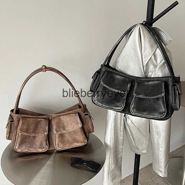 Bolsos de hombro Bolsa de ropa interior para mujer Bolso y billetera de diseñador de lujo 2023 Nueva motocicleta y bicicleta Multi bolsillo cuadrado Soulderblieberryeyes