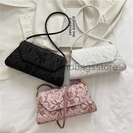Schouder Koreaanse versie fluwelen draagbare mini voor dames zomer minimalistisch 2023 nieuwe modieuze een schouder onderarm kleine vierkante tassenstijlvollehandtassenwinkel