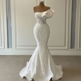 Épaule un 2022 Robes de mariée sirène élégante Ruffles blanc 3d dentelle appliquée plus robes nuptiales de taille robe de mariage