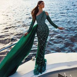 Schouder een Sharon zei smaragdgroene zeemeermin avondjurken met overrok lange mouwen Dubai bruiloft jurk Ss413