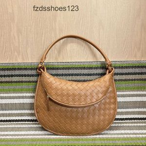 Schouderblazers onderarm zachte high-end handtas lederen Bottegs Lady Bag Designer Veneeta Evening One Bags Crescent Fashion Crossbody Hobo Women 2024 ZC49