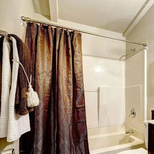 Cortinas de ducha, barras de cortina, soportes para varillas, 2,6 X pulgadas, 2 uds., soporte sin taladros, montado en la pared