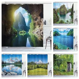 Rideaux de douche lacs de paysage naturel Caves montagnes montagnes forestières arbres prairie décorations de salle de bain