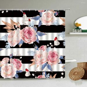 Curteains de douche Rose Rose Fleurs de papillons Butain Brave et blanc Stripe Creative Design Bathroom étanche avec crochet