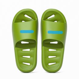 Zapatillas de ducha para hombres y mujeres Summer Home Fugas de agua de interior Sandalias domésticas contra el hogar Gre