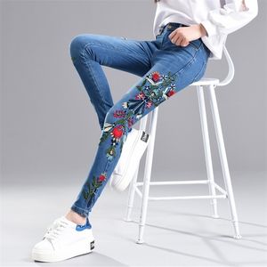 Jeans bordados laterales para mujer con pantalones de cintura alta de talla grande skinny vintage 4XL stretch bordado denim 210809
