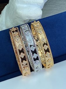 Sier Charm 100% Bracelets Lucky Van Signature Designer Leaf Clover Star Kaleidoscope Perlees Gold Bracelet For Womens Men Bijoux de la Saint-Valentin 341072