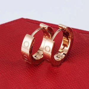 Sier Earring Love Designer For Women Titanium Steel Trend Gold Earrings Bruiloft Kerst Holiday Gift Diamond oorbellen Buckle Stud Earring Groothandel