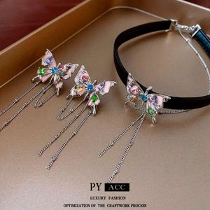 Sier aiguille papillon Drip Set Diamond Pichet Mode coréenne Nouvelles boucles d'oreilles, Sweet and Style, boucles d'oreilles polyvalentes