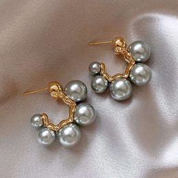 Anillo de perlas geométricas de aguja Sier, pendientes ligeros versátiles de estilo elegante avanzado francés para mujer