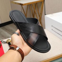 Sifnos Scritto en cuir sandale Designer Sandales Slippers Men Luxury Slides à l'extérieur Sandales de mode authentique Slippers en cuir de haute qualité 2024 Nouveau style