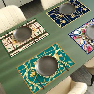 Señalización clásica de placemat almohadillas señales de flor o diseñador de cuerda Material de PU estampado MATA MATA 11 Patrones para la cena Decoración de la mesa del hotel en el hogar NUEVO