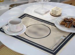 Begaangoed Placemat pads Segering C Design Gedrukt linnen stof Tassel Mat Pad 8 Patroon voor festival diner Feest Home El Cafe Tab5110908