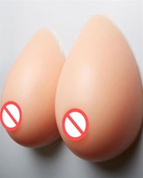 Busto adhesivo de silicona Forma de almohadillas de seno falso Crossdress Artificial Breast One Par 600G A o B CUP239W7226212