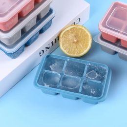 Silicone Ice Cube Maker Trays met deksels mini -ijsblokjes kleine vierkante schimmel ijs maker keukengereedschap Accessoires ijsvorm