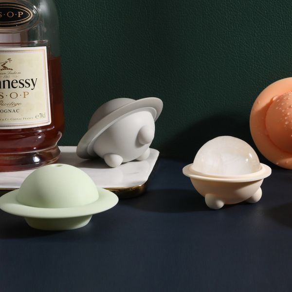 Moules à petites boules de glace en silicone Outils pour la maison et le bar Whisky Petite soucoupe volante Cercle Moule à glace