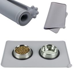 Tapis d'alimentation en silicone pour animaux de compagnie Tapis d'alimentation pour chien Tapis pour animaux de compagnie imperméable non toxique pour chien Cat Feeder Set de table Fournitures pour animaux de compagnie 201130