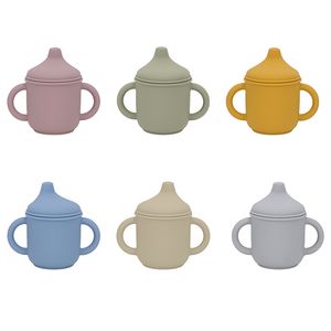 Tasse à bec en silicone sans BPA pour tout-petits anti-éclaboussures avec indicateur de niveau et poignées vaisselle d'apprentissage alimentation de bébé