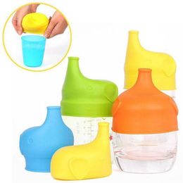 Silicone Sippy deksels Veiligheid voor kinderen Sippy deksels rekbare lekkendichte baby drinktraining waterfleshoofdbeker accessoires